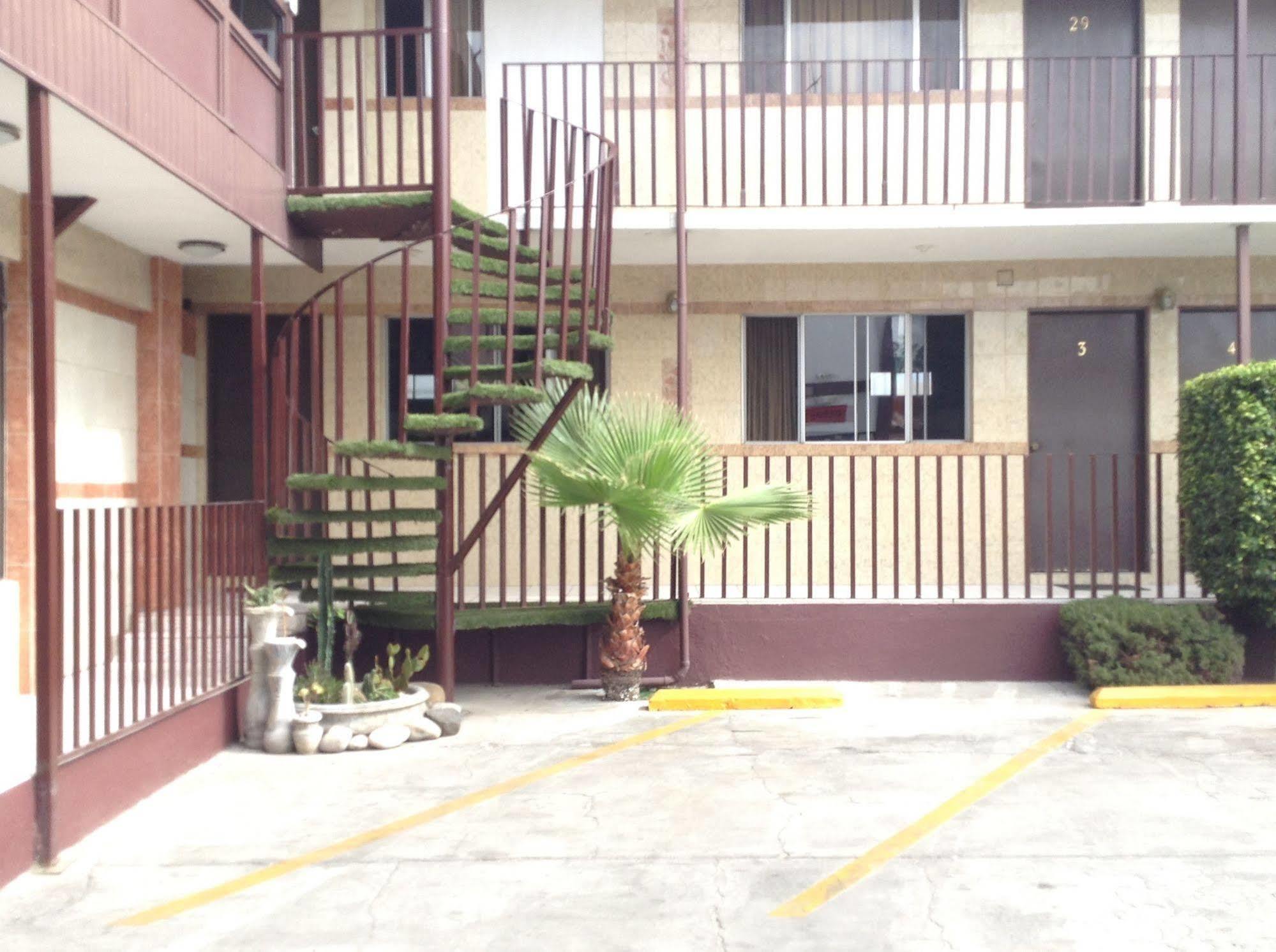 Hotel Sahara Chapultepec  Ngoại thất bức ảnh